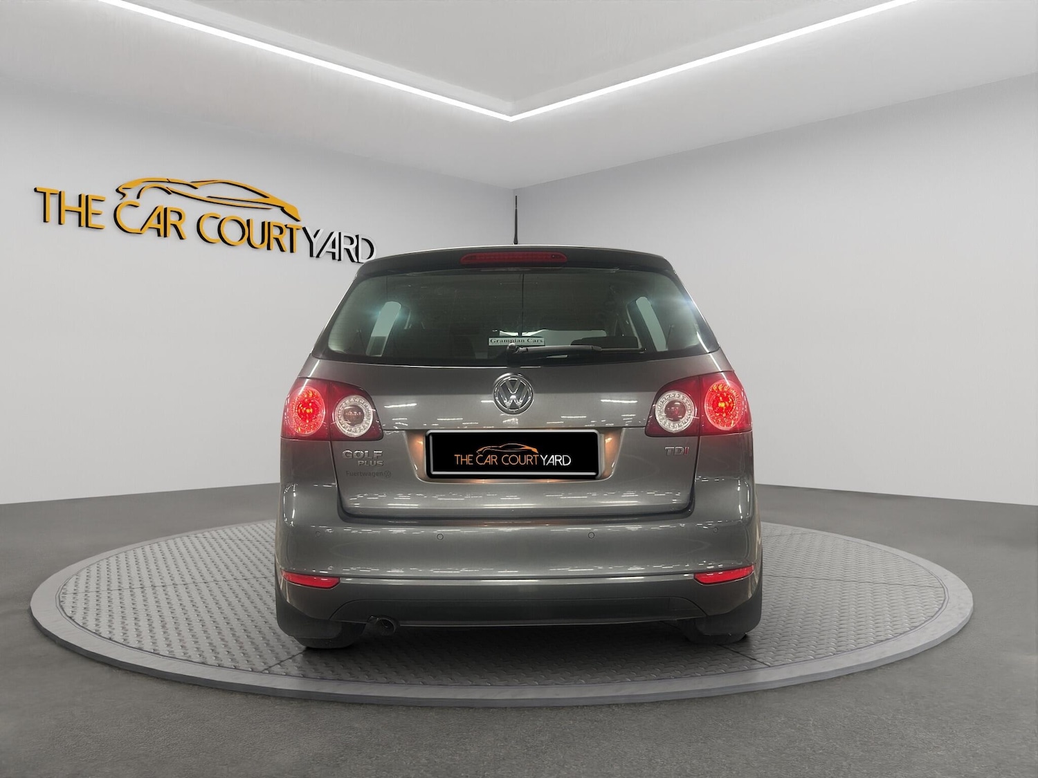 Used Volkswagen Golf Plus 2013 for sale - 77021254: Photo 6