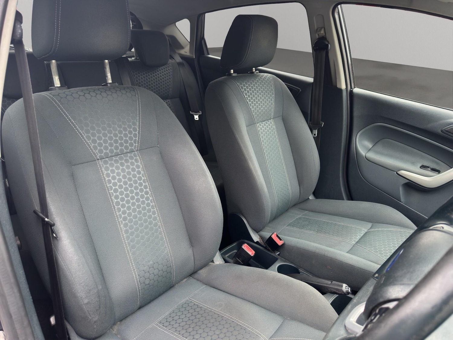 Used Ford Fiesta 2009 for sale - 76522102: Photo 9