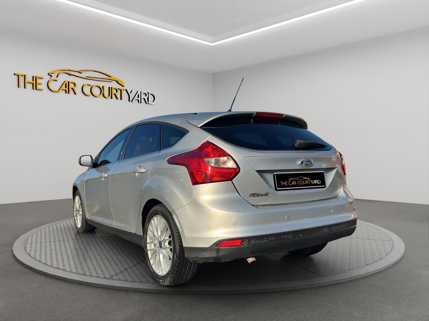 Used Ford Focus 2014 for sale - 77016762: Photo 5