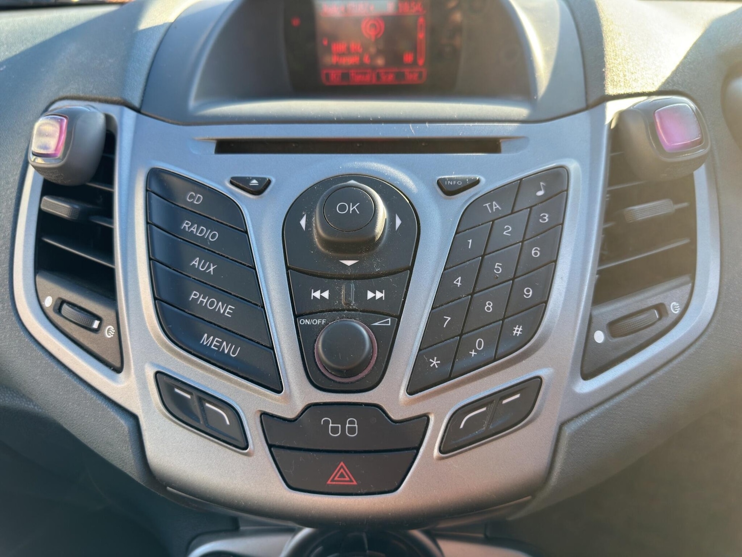 Used Ford Fiesta 2010 for sale - 76657687: Photo 17