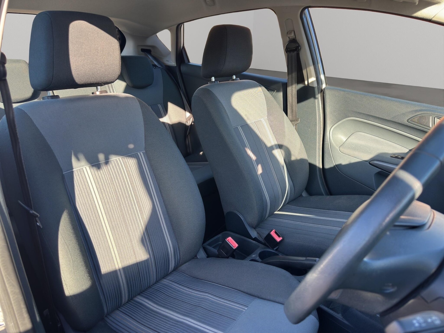 Used Ford Fiesta 2010 for sale - 76657687: Photo 9