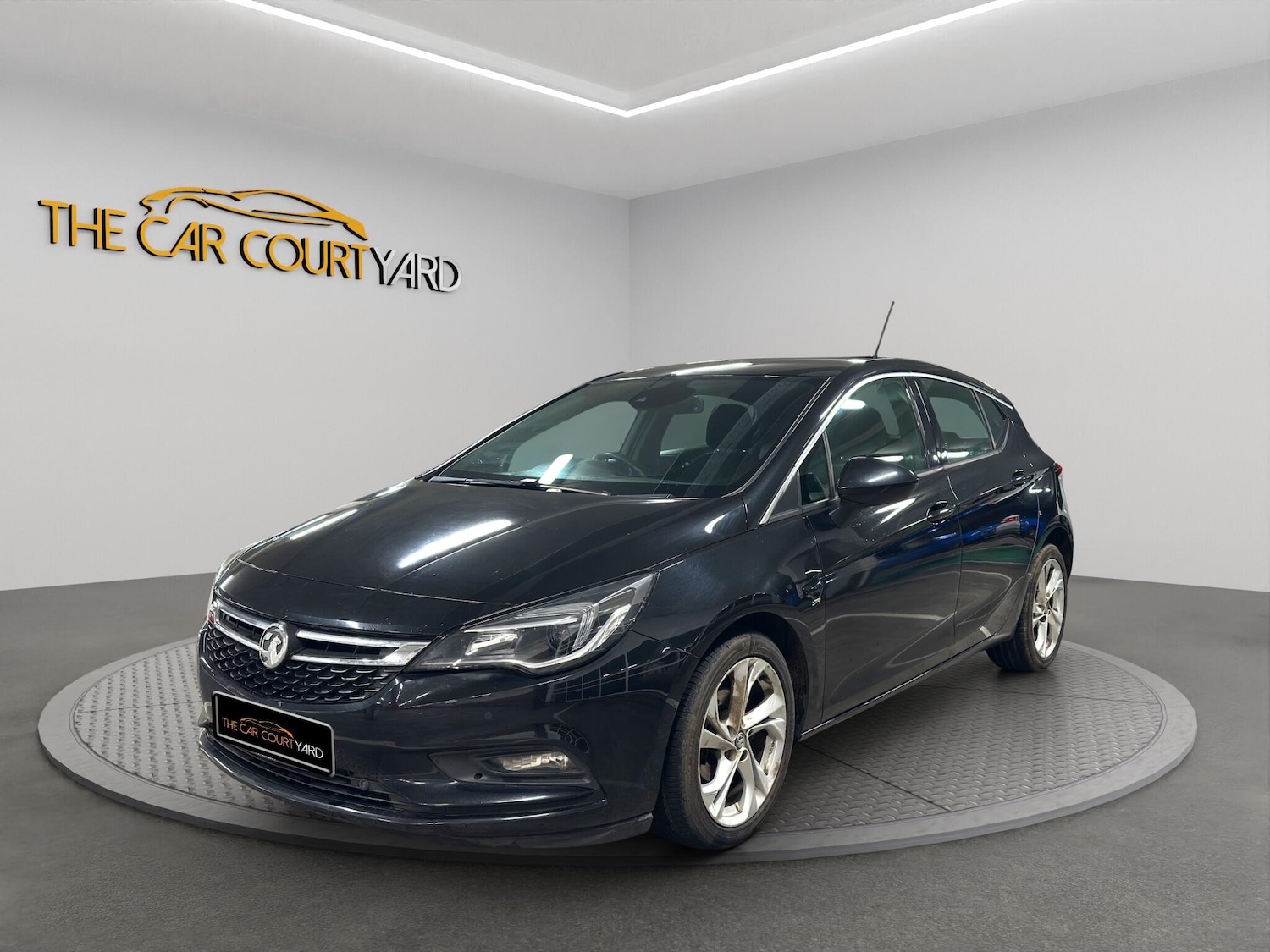 Used Vauxhall Astra 2015 for sale - 76887062: Photo 3