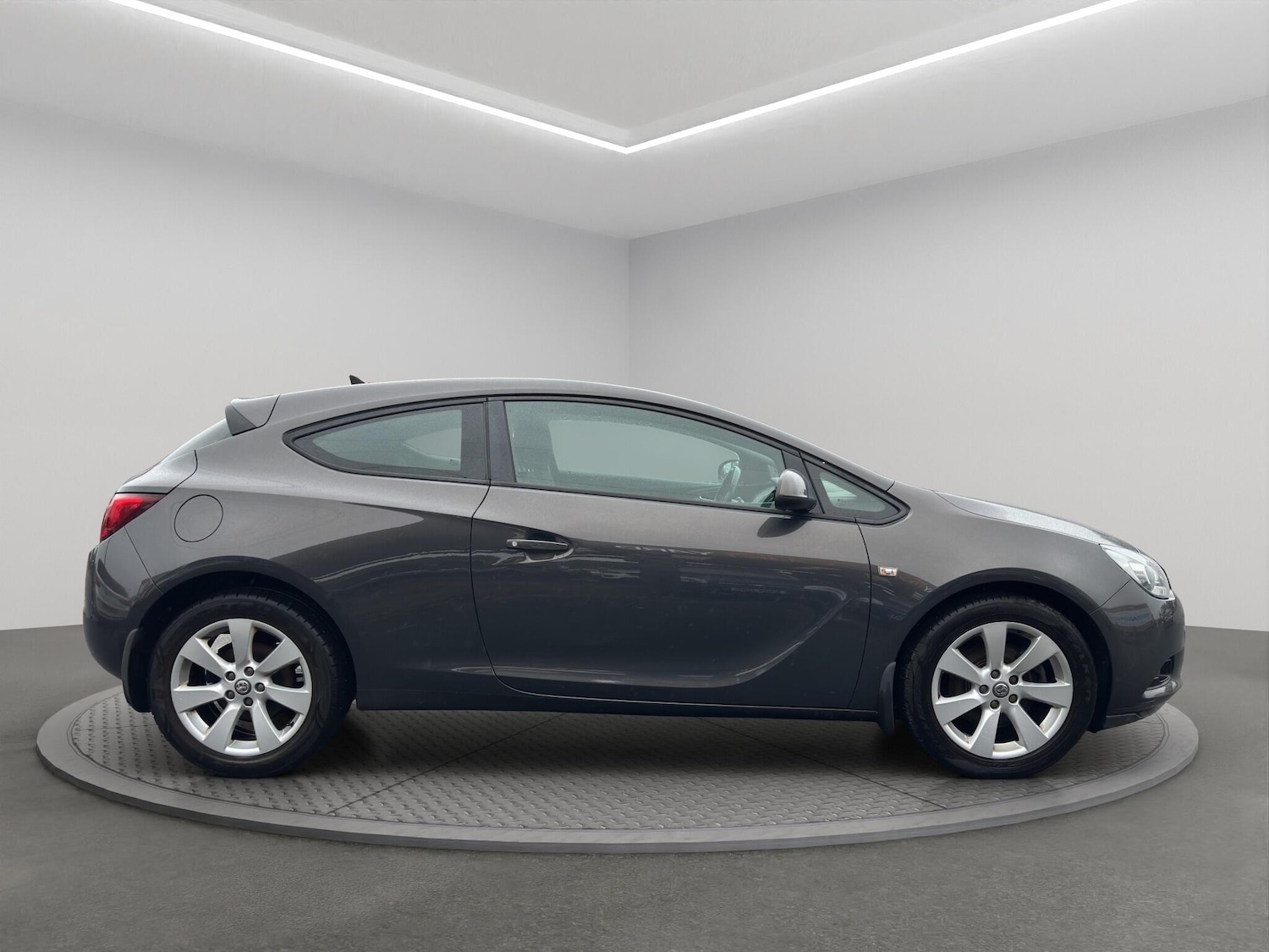 Used Vauxhall Astra GTC 2013 for sale - 76522098: Photo 8