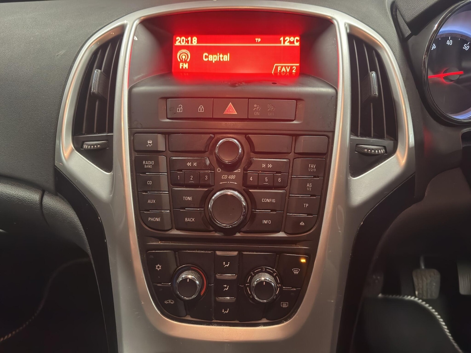 Used Vauxhall Astra 2014 for sale - 76727304: Photo 16