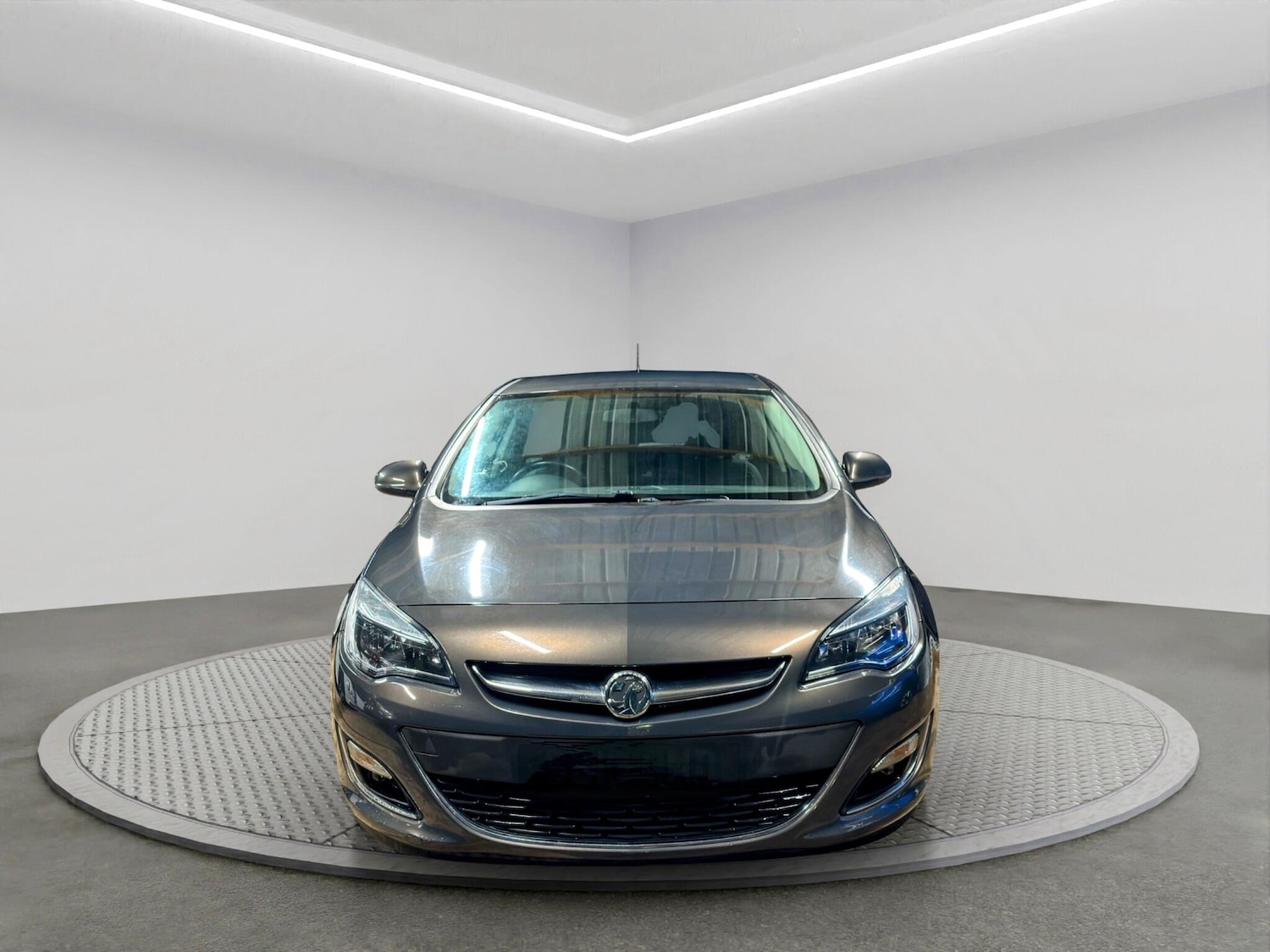 Used Vauxhall Astra 2014 for sale - 76727304: Photo 2