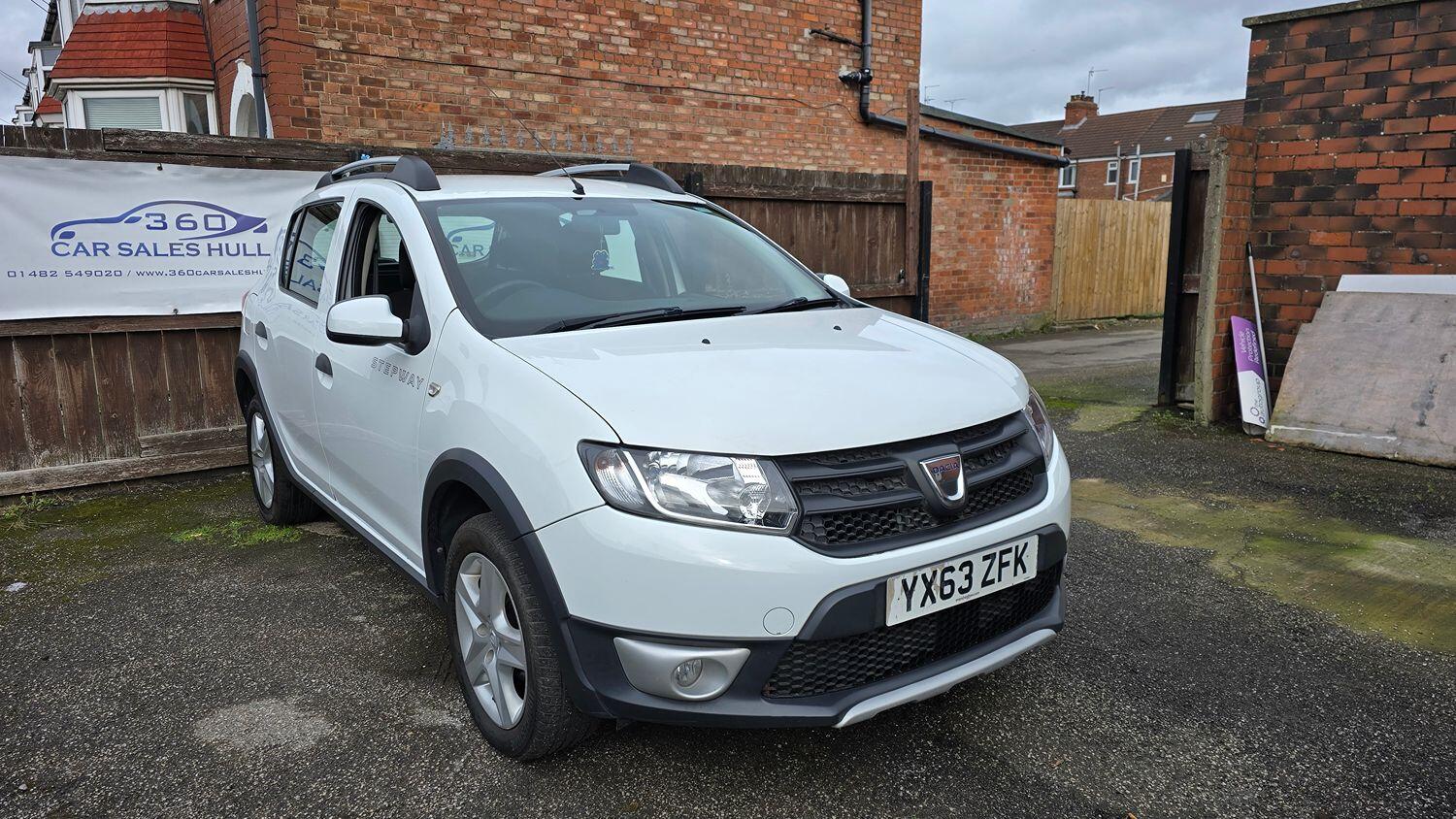 Used Dacia Sandero Stepway 2013 for sale - 76525736: Photo 3