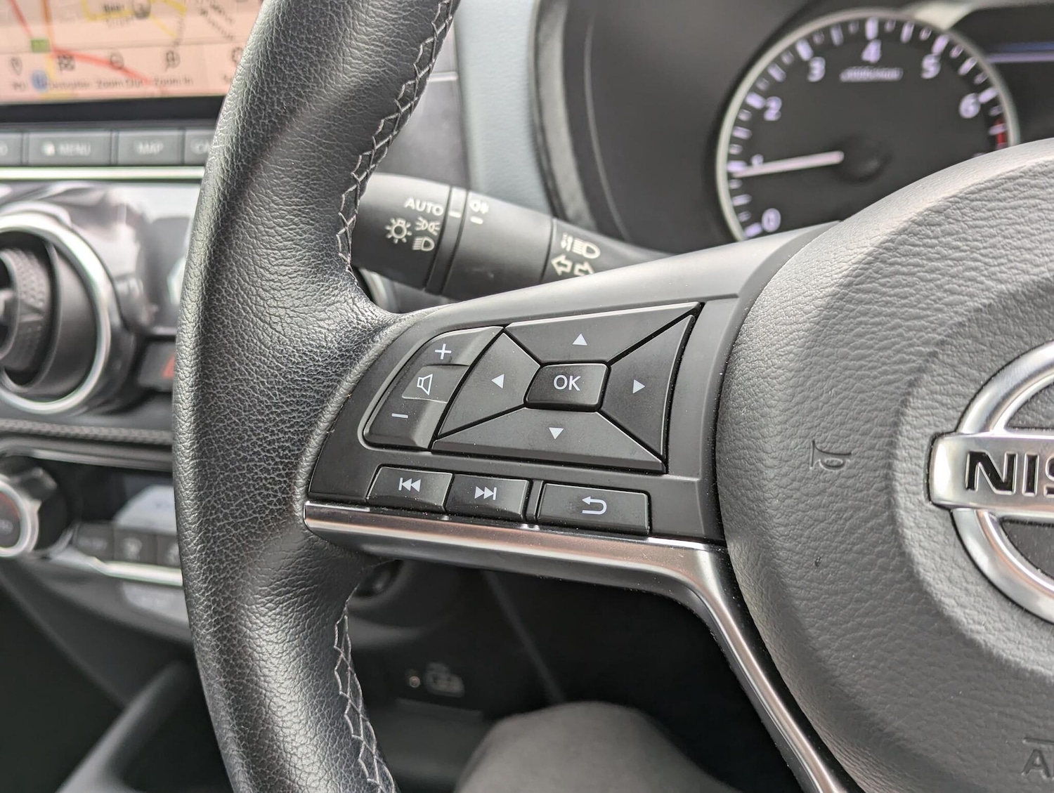 Used Nissan Juke 2022 for sale - 76152609: Photo 14