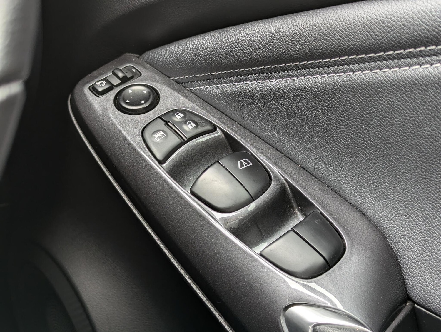 Used Nissan Juke 2022 for sale - 76152609: Photo 24
