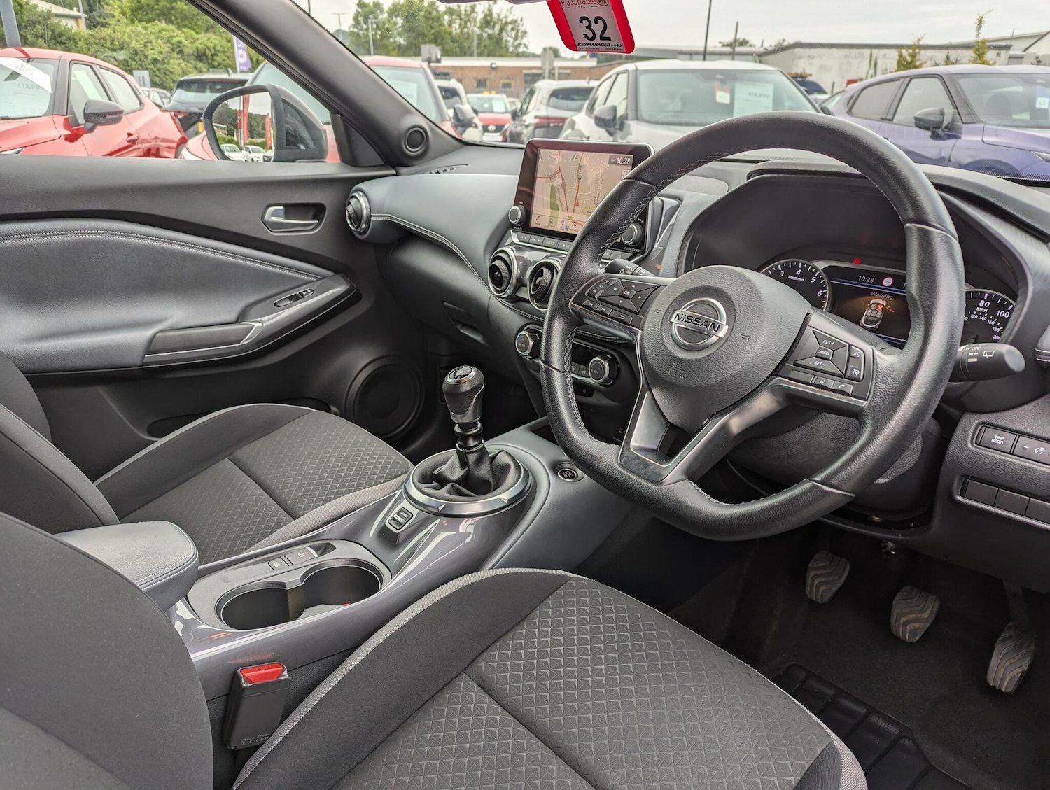 Used Nissan Juke 2022 for sale - 76152609: Photo 6