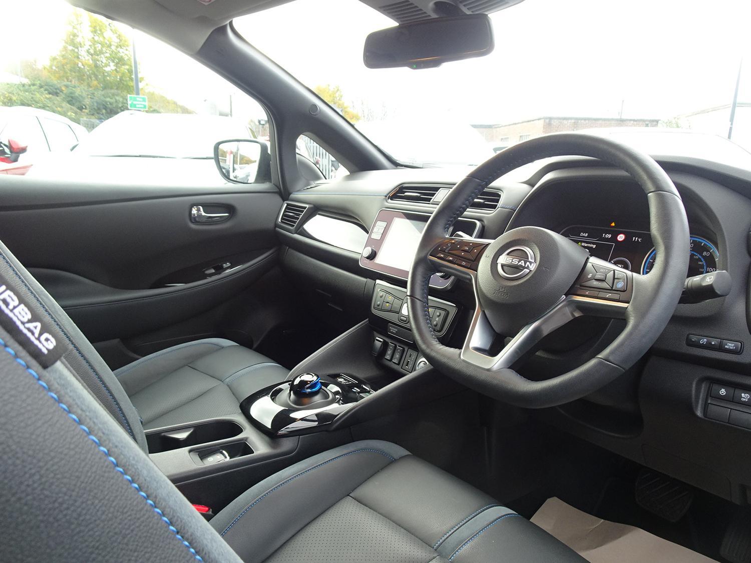 Used Nissan Leaf 2022 for sale - 76151130: Photo 6