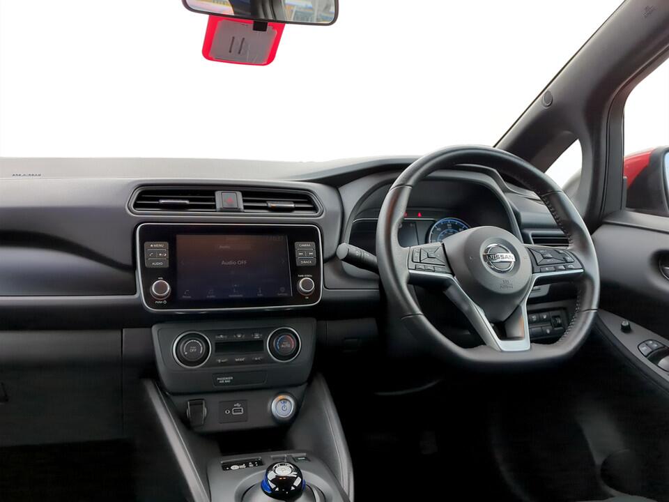 Used Nissan Leaf 2021 for sale - 77376538: Photo 8