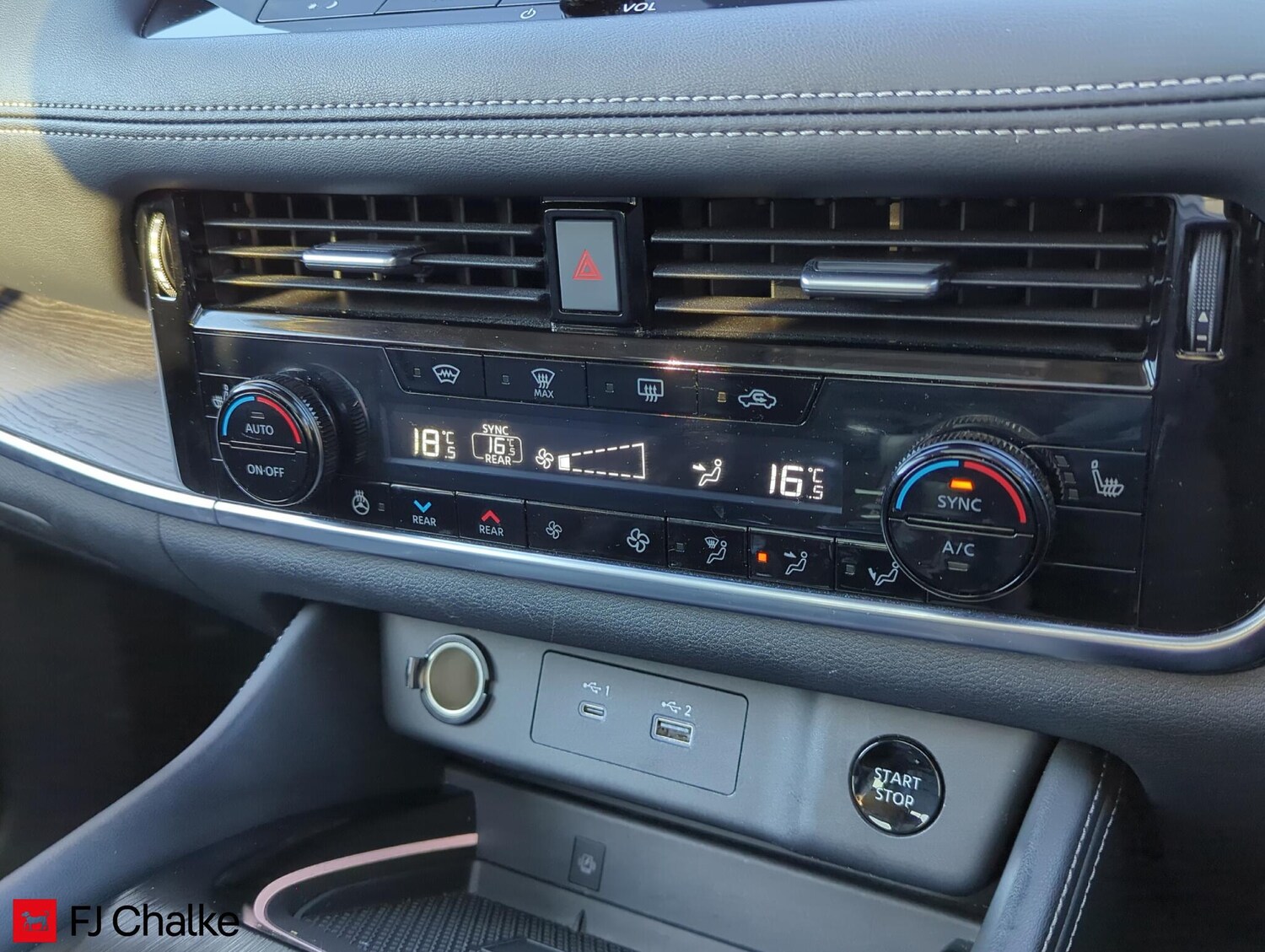 Used Nissan X-Trail for sale - 77940102: Photo 23