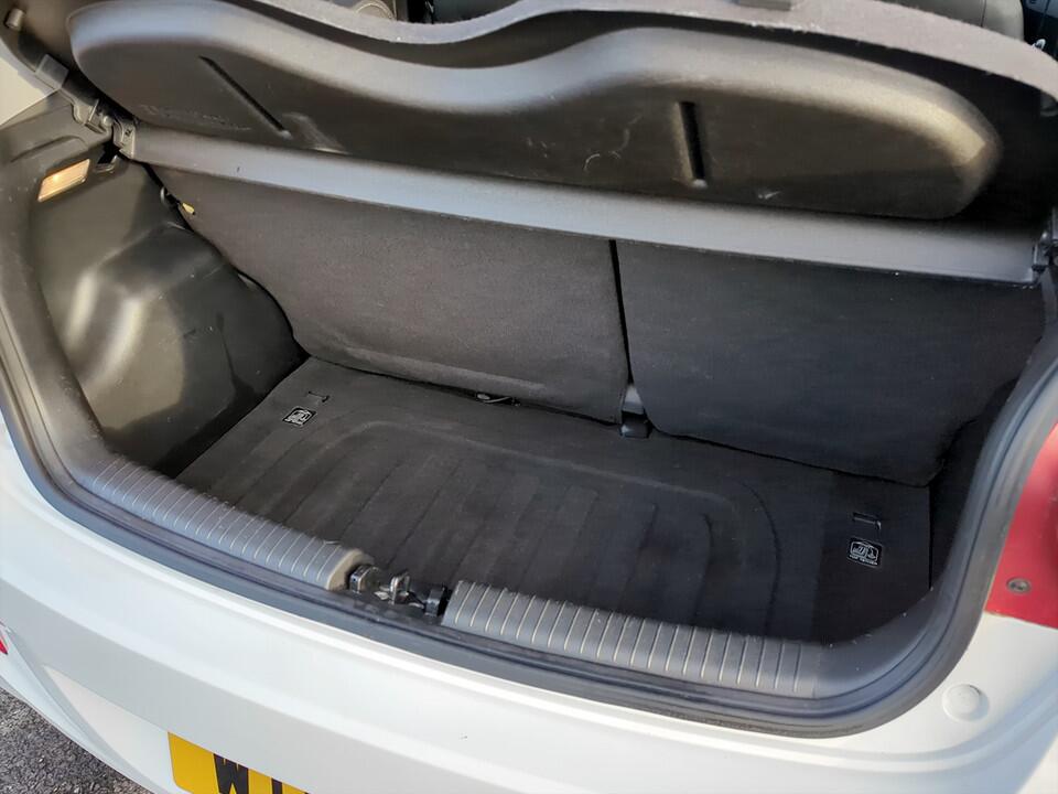 Used Hyundai i10 2014 for sale - 77103611: Photo 11