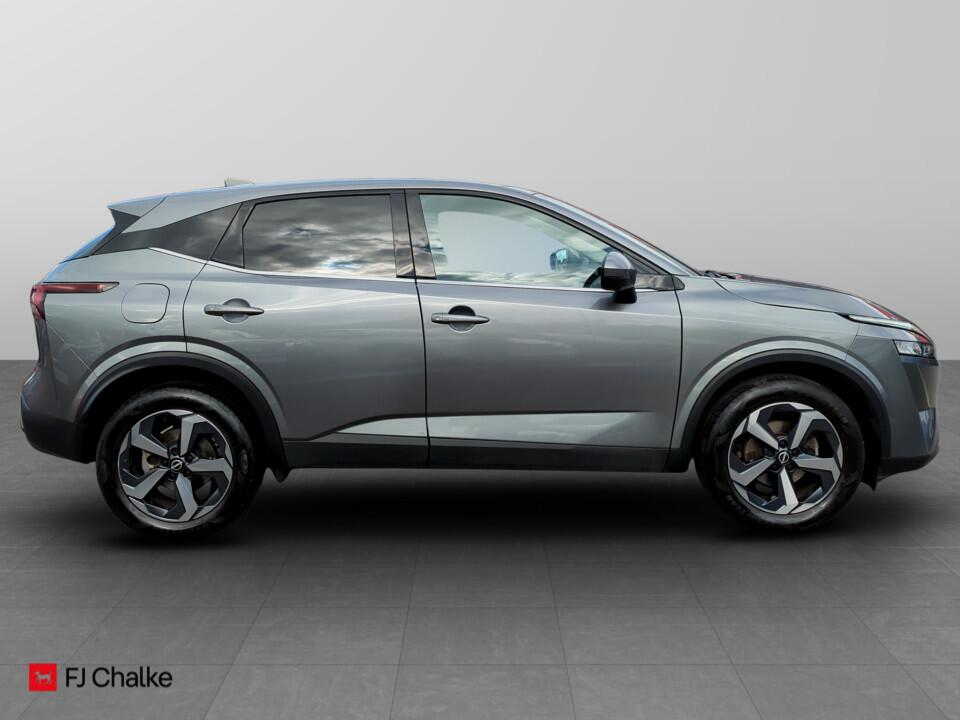 Used Nissan Qashqai 2022 for sale - 76315061: Photo 2