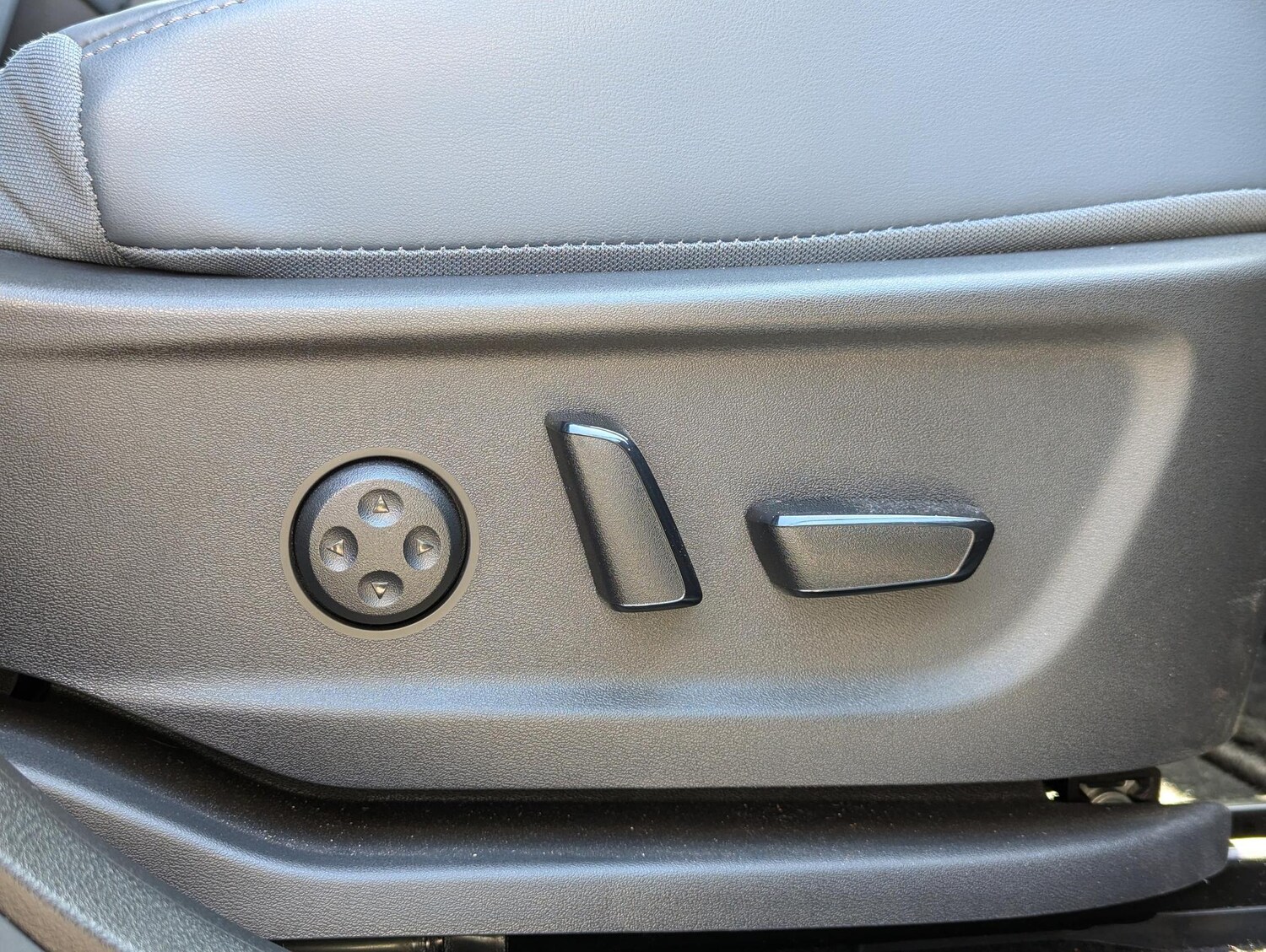 Used Nissan ARIYA 2025 for sale - 76538610: Photo 14