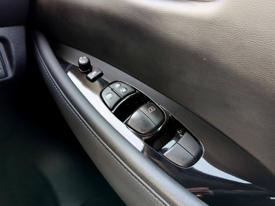 Used Nissan Leaf for sale - 77175178: Photo 17