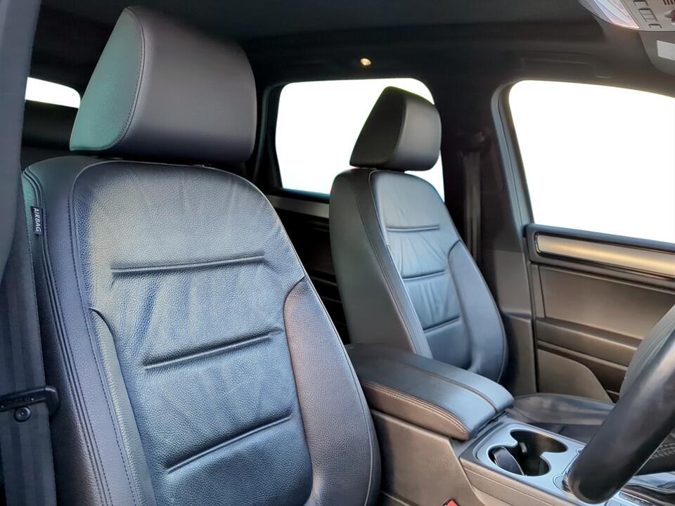 Used Volkswagen Touareg 2016 for sale - 76781572: Photo 13