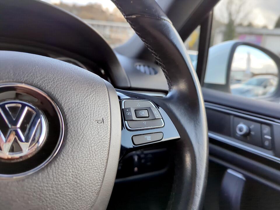 Used Volkswagen Touareg 2016 for sale - 76781572: Photo 15