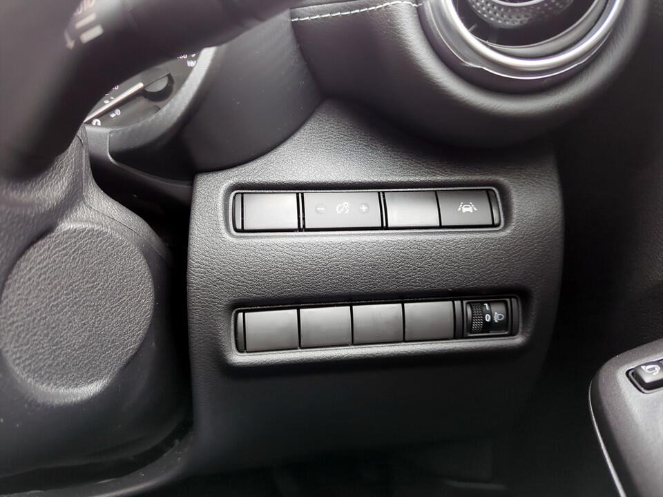 Used Nissan Juke 2023 for sale - 77575400: Photo 19