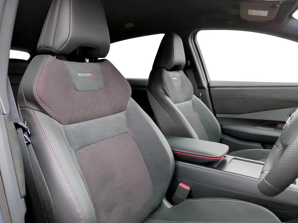 Used Nissan ARIYA 2025 for sale - 76561008: Photo 13