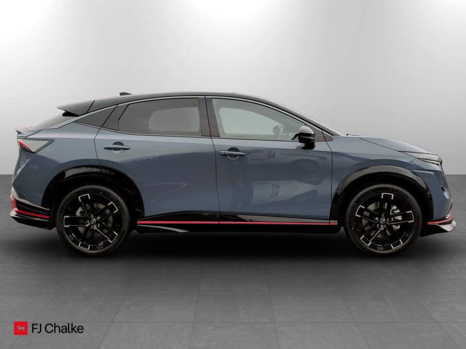 Used Nissan ARIYA 2025 for sale - 76561008: Photo 2