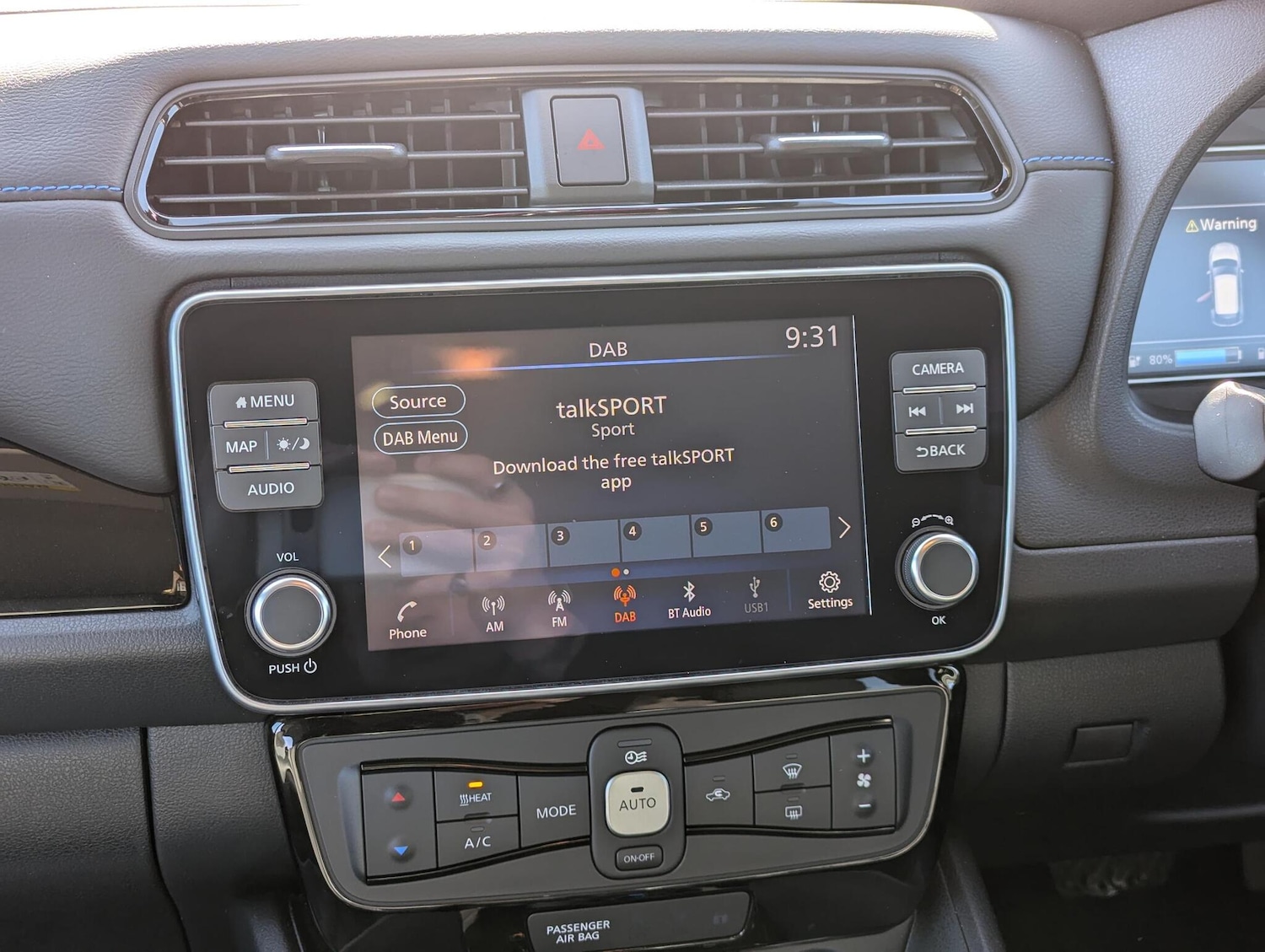 Used Nissan Leaf 2021 for sale - 76152902: Photo 9