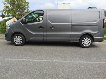 Used Vauxhall Vivaro 2016 for sale - 75357027: Photo