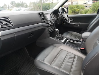 Used Volkswagen Amarok 2017 for sale - 75356573: Photo