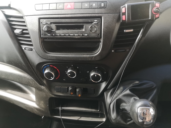Used Iveco Daily 2015 for sale - 76273900: Photo 10