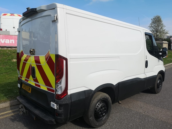 Used Iveco Daily 2015 for sale - 76273900: Photo 4