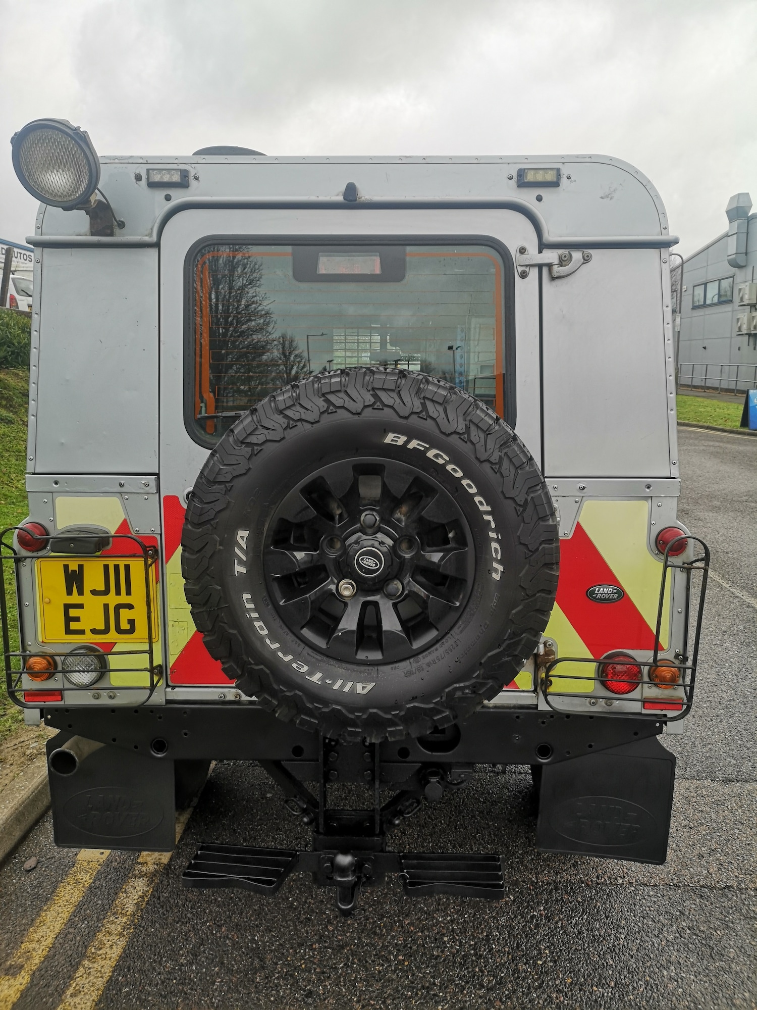Used Land Rover Defender 2011 for sale - 76859458: Photo 6