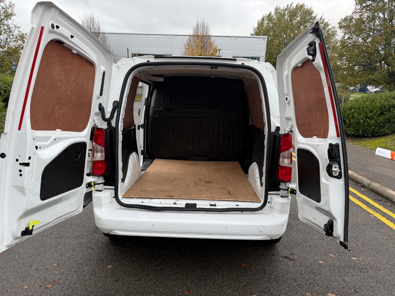 Used Vauxhall Combo 2021 for sale - 76533670: Photo 7