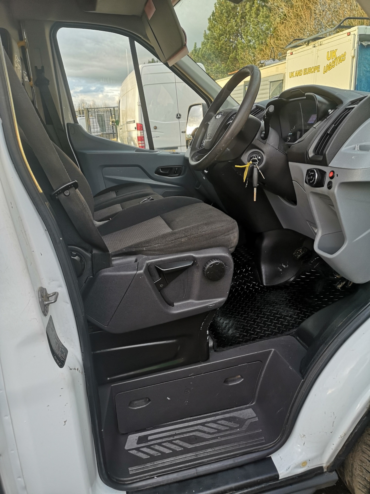 Used Ford Transit 2015 for sale - 76859575: Photo 10