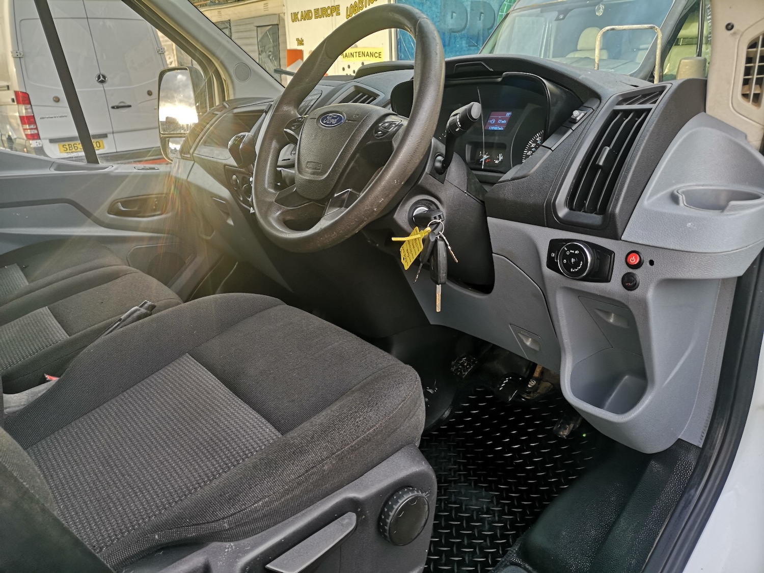 Used Ford Transit 2015 for sale - 76859575: Photo 11