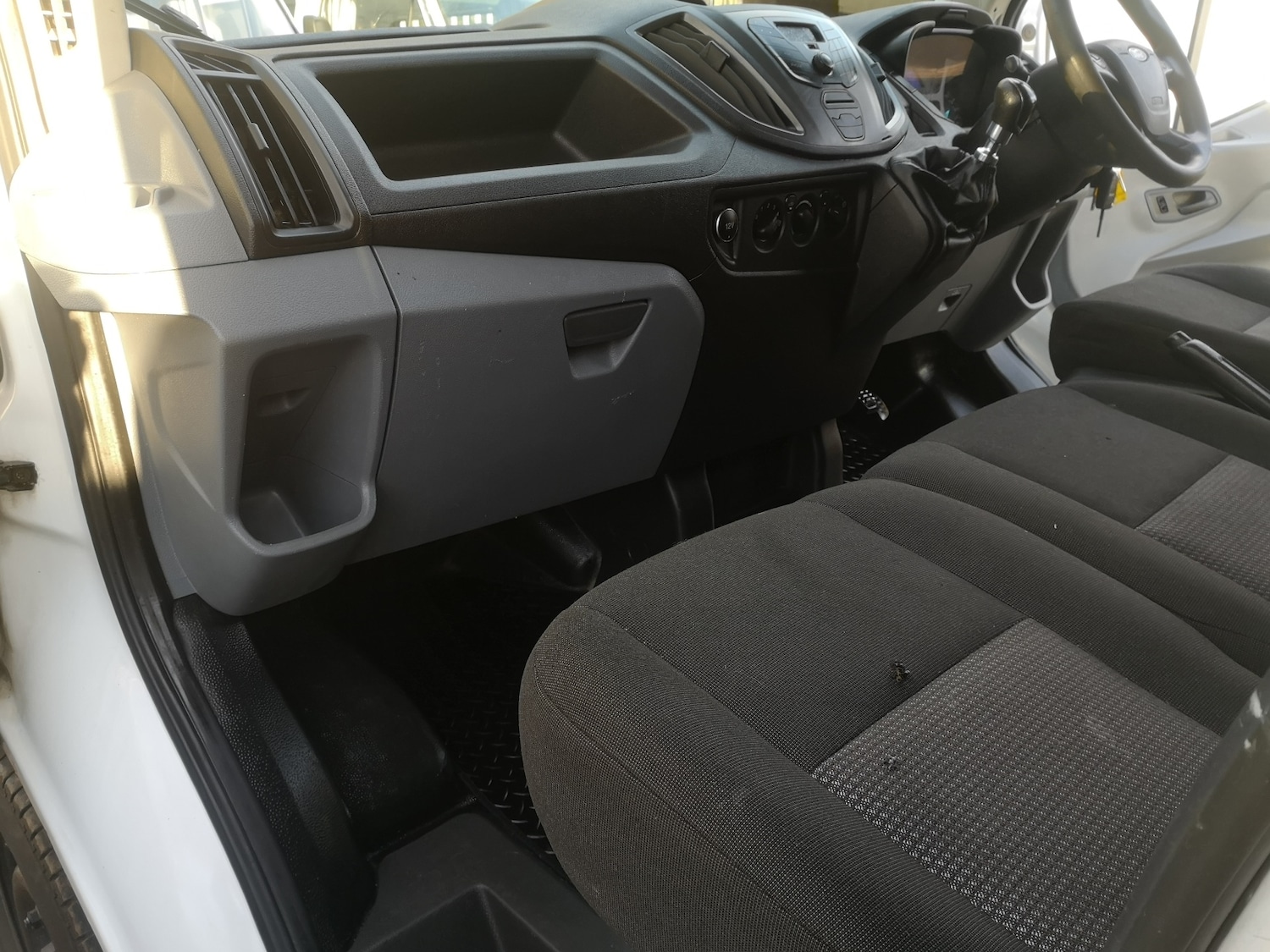 Used Ford Transit 2015 for sale - 76859575: Photo 2