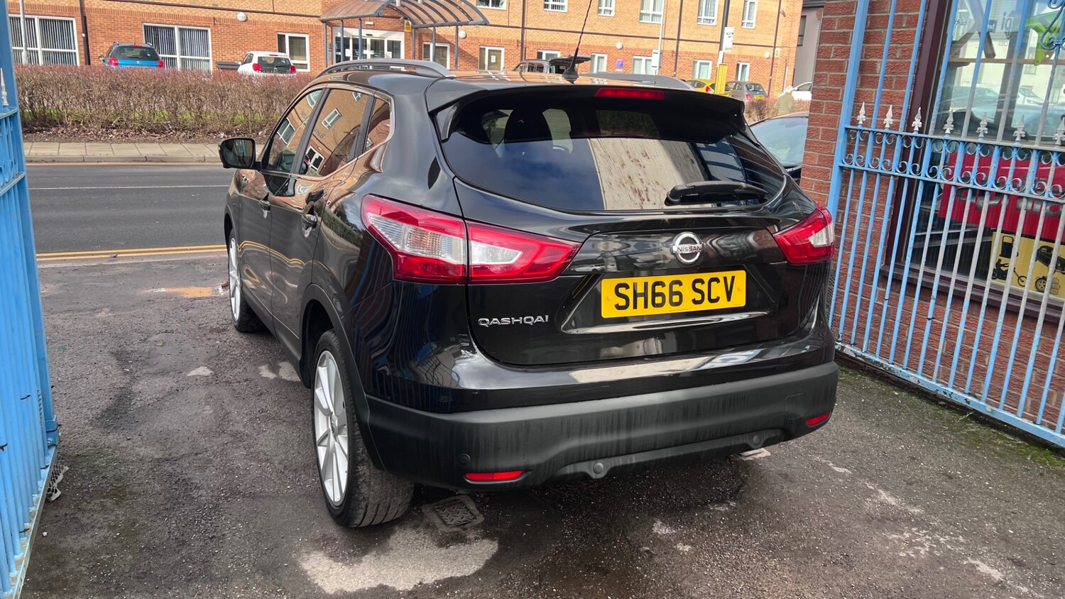 Used Nissan Qashqai 2016 for sale - 77337697: Photo 3