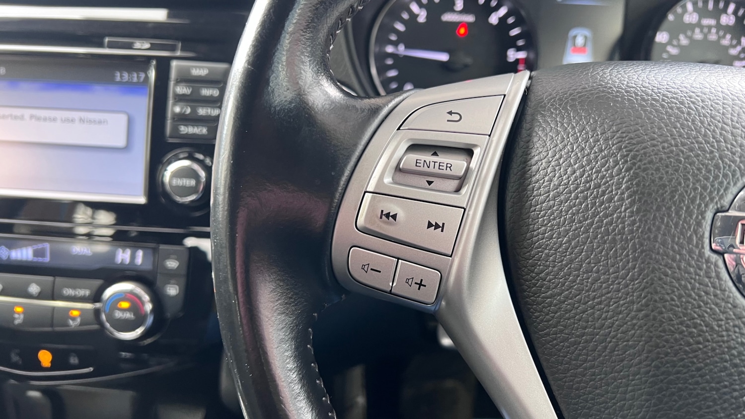 Used Nissan Qashqai 2016 for sale - 77337697: Photo 37