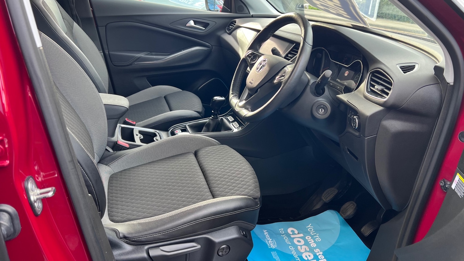 Used Vauxhall Grandland X 2021 for sale - 76246350: Photo 2