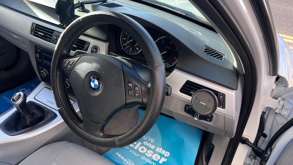 Used BMW 3 Series 2012 for sale - 76187363: Photo 5