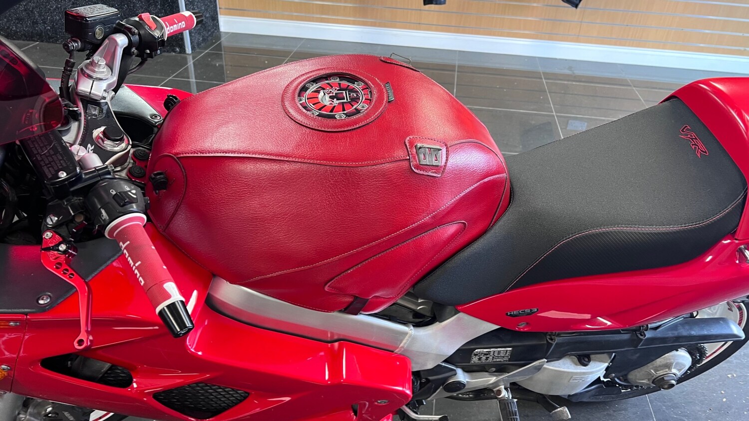 Used Honda VFR 2001 for sale - 78770656: Photo 15