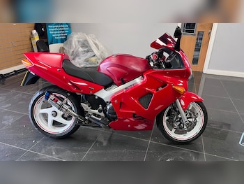 Used Honda VFR 2001 for sale - bike-78770656: Photo