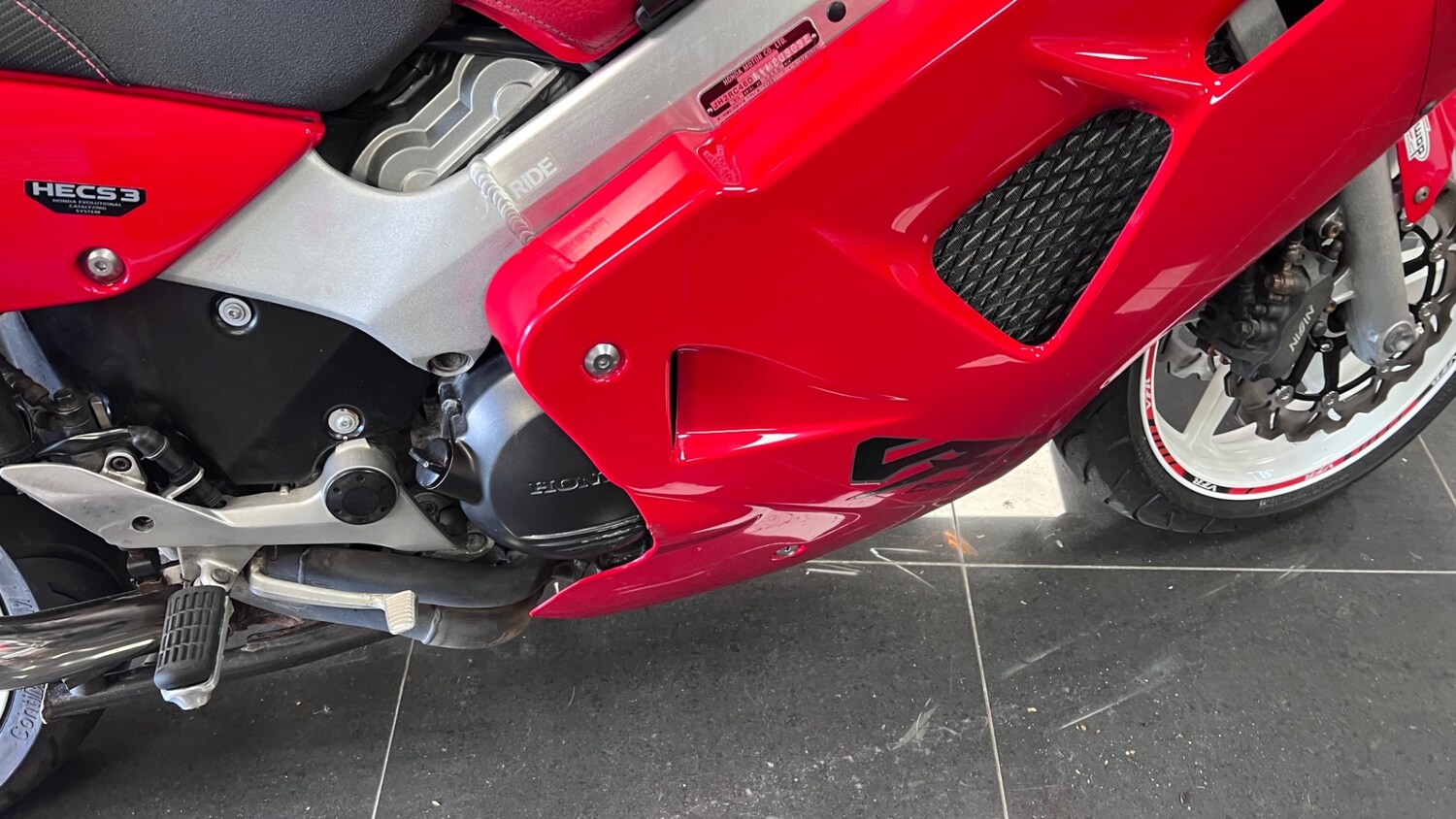 Used Honda VFR 2001 for sale - 78770656: Photo 28