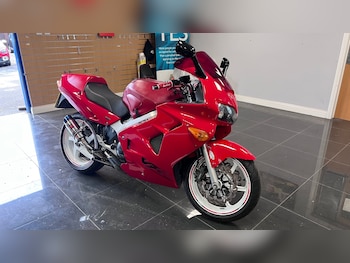 Used Honda VFR 2001 for sale - bike-78770656: Photo