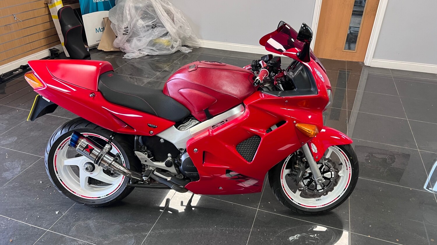 Used Honda VFR 2001 for sale - 78770656: Photo 4