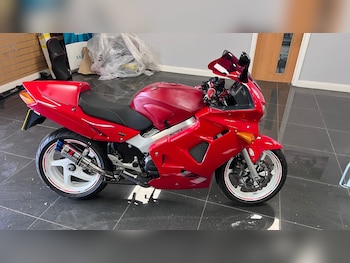 Used Honda VFR 2001 for sale - bike-78770656: Photo