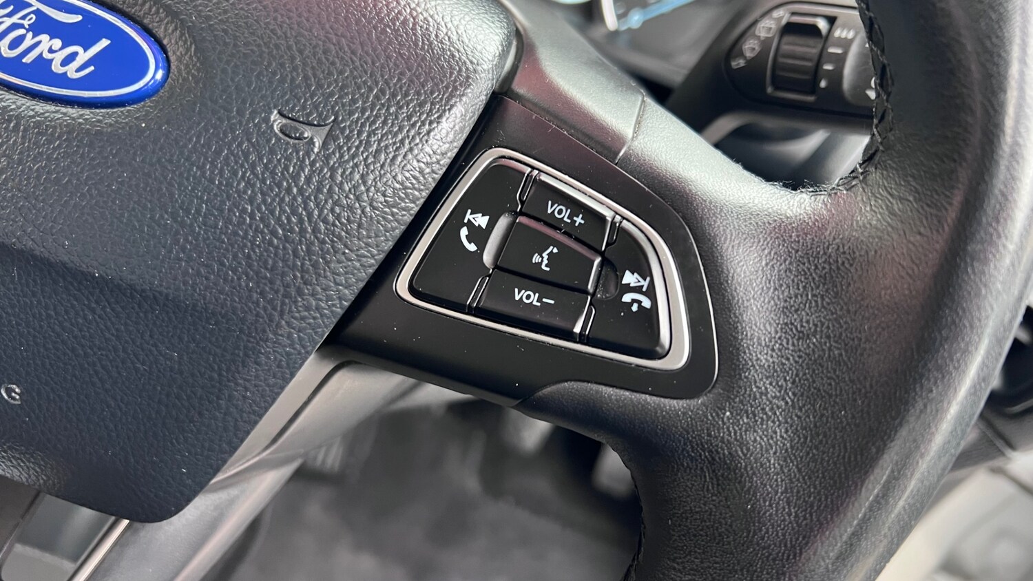 Used Ford Ecosport 2018 for sale - 76077539: Photo 59