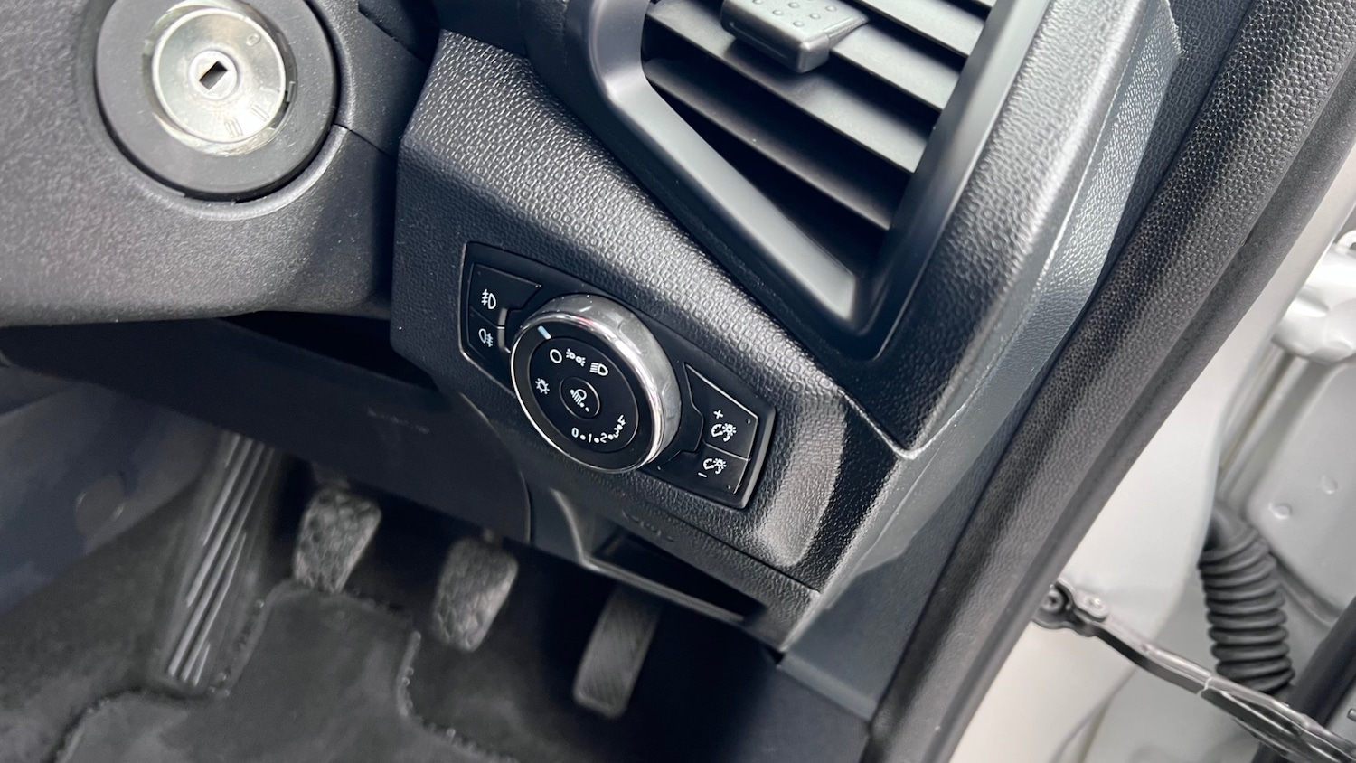 Used Ford Ecosport 2018 for sale - 76077539: Photo 61