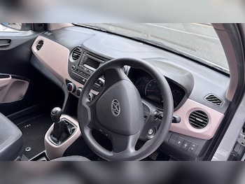 Used Hyundai i10 2014 for sale - 78976669: Photo