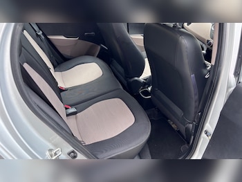 Used Hyundai i10 2014 for sale - 78976669: Photo