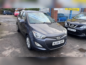 Used Hyundai i20 2014 for sale - 77337260: Photo